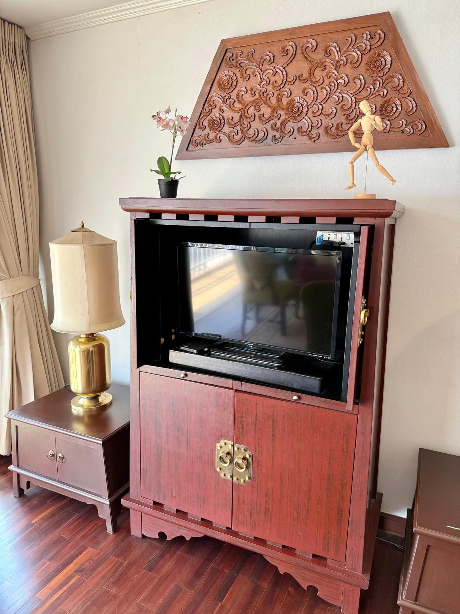 Samsen Suites Spacious 2Br Contemporary Thai Style Бангкок Экстерьер фото