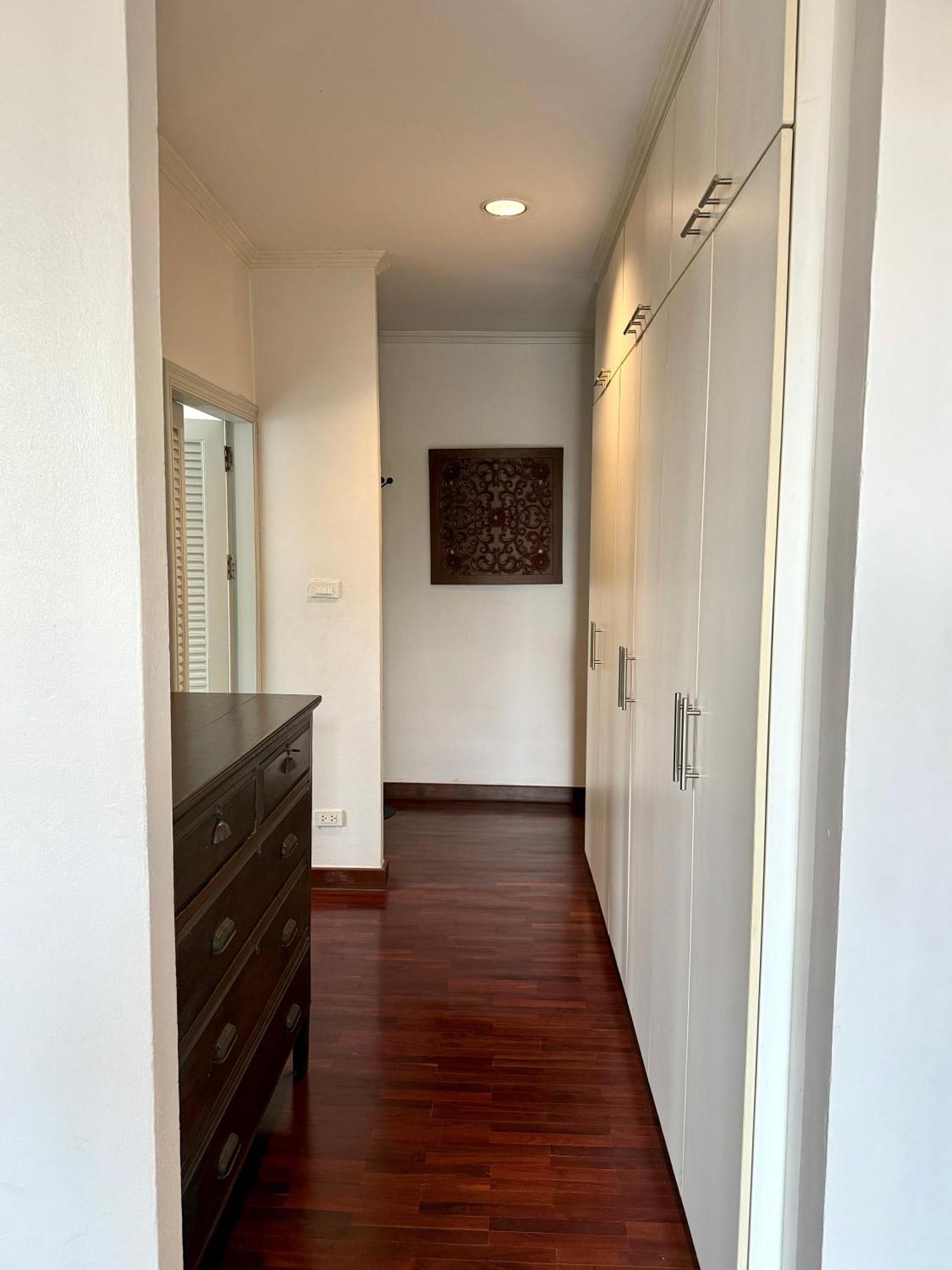 Samsen Suites Spacious 2Br Contemporary Thai Style Бангкок Экстерьер фото