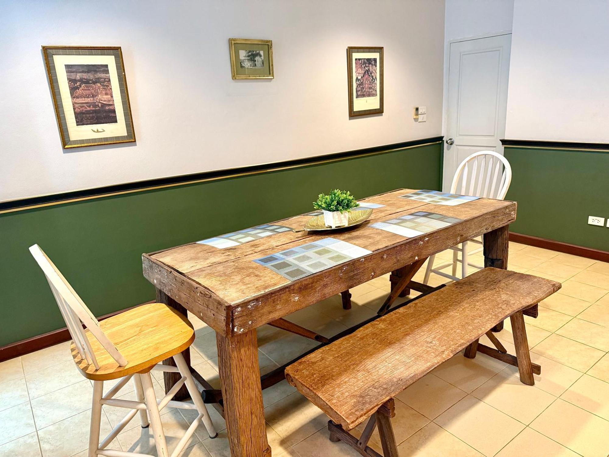 Samsen Suites Spacious 2Br Contemporary Thai Style Бангкок Экстерьер фото