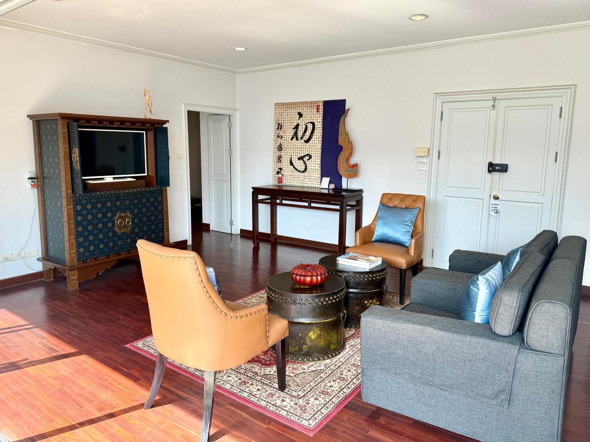 Samsen Suites Spacious 2Br Contemporary Thai Style Бангкок Экстерьер фото